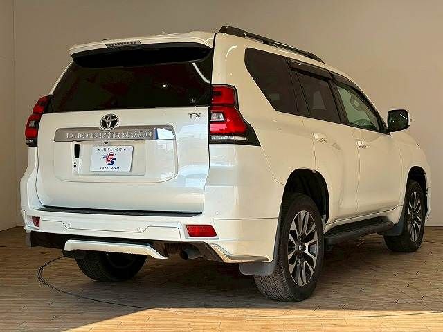 TOYOTA LANDCRUISER PRADO 2023 Image 31