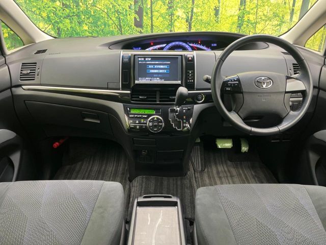 TOYOTA ESTIMA 2013 Image 31