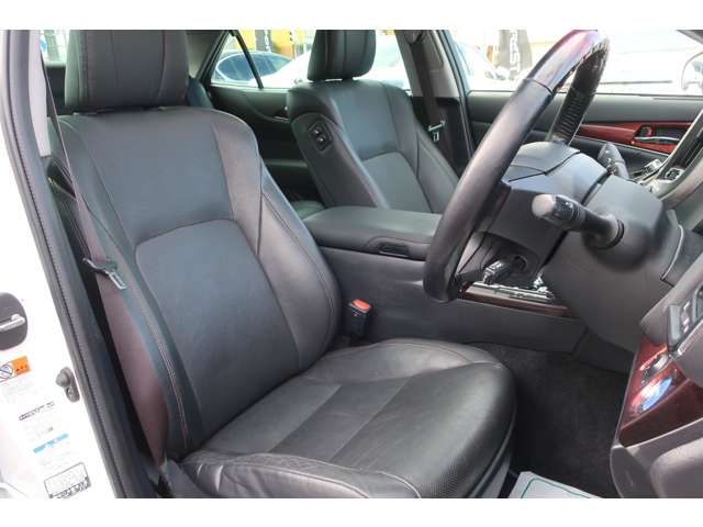 TOYOTA CROWN MAJESTA HYBRID 2016 Image 31