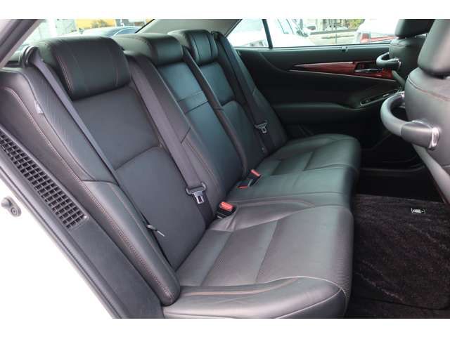 TOYOTA CROWN MAJESTA HYBRID 2016 Image 31