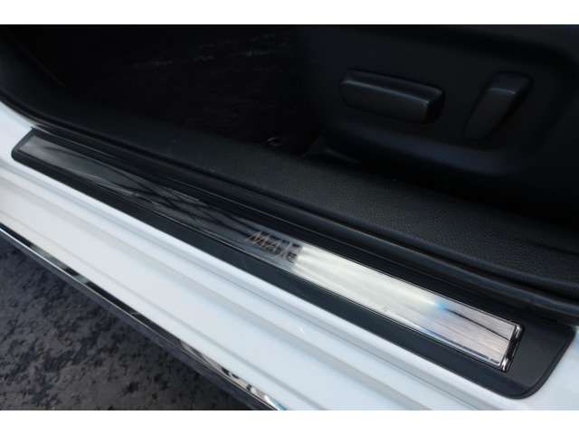 TOYOTA CROWN MAJESTA HYBRID 2016 Image 31