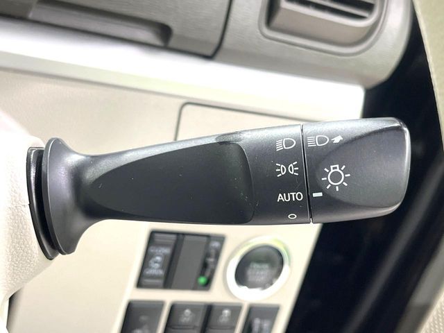 DAIHATSU TANTO 4WD 2019 Image 31