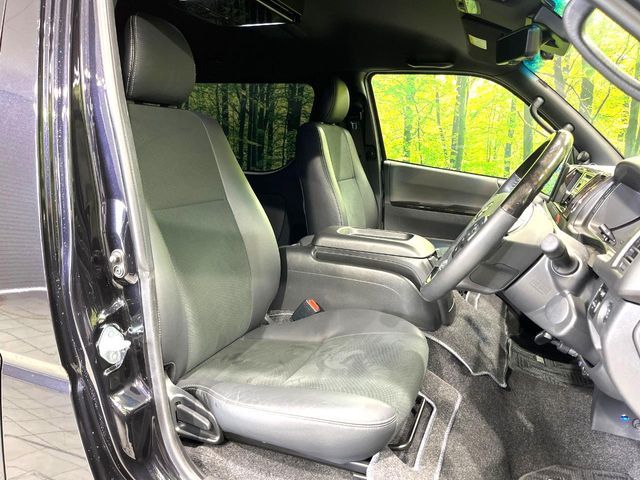 TOYOTA HIACE VAN 4WD 2021 Image 31