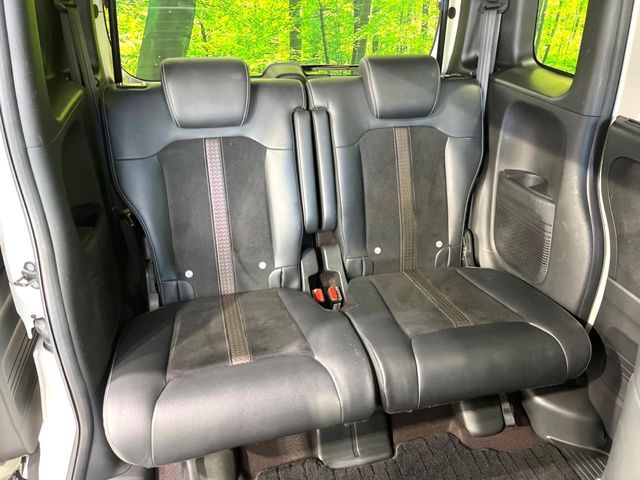 HONDA N BOX CUSTOM 2018 Image 31