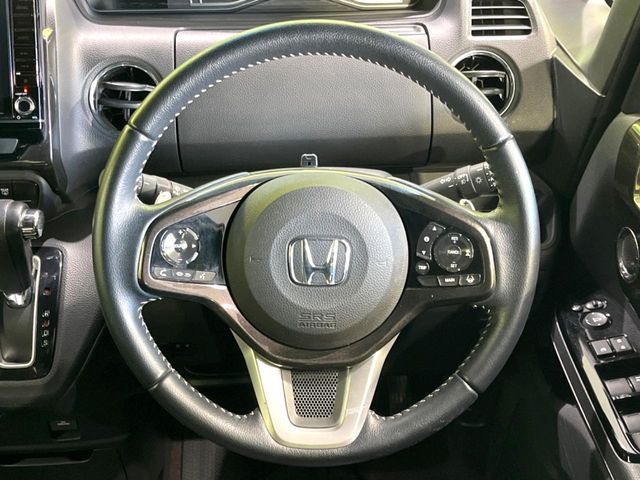 HONDA N BOX CUSTOM 2018 Image 31