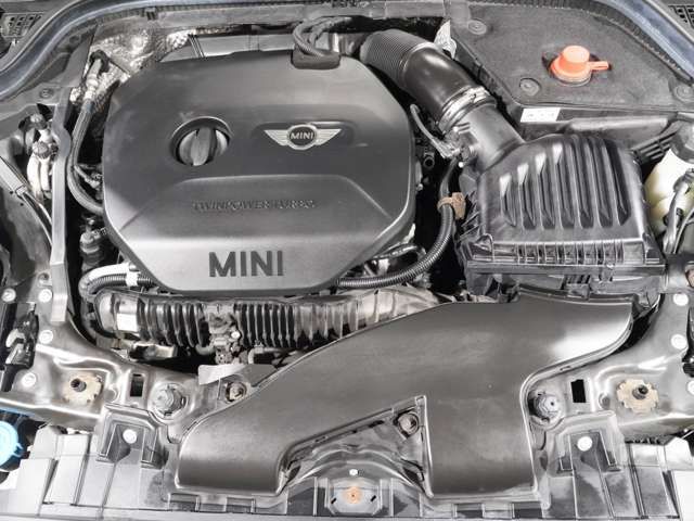 BMW MINI COOPER S 5D 2015 Image 31