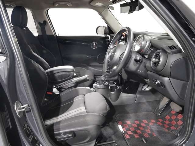 BMW MINI COOPER S 5D 2015 Image 31