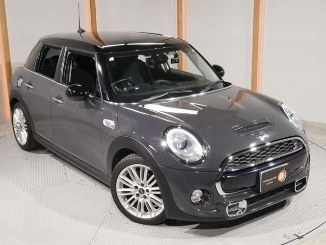 BMW MINI COOPER S 5D 2015 Image 31