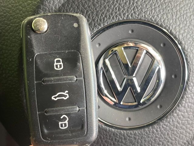 VOLKSWAGEN POLO 2014 Image 31