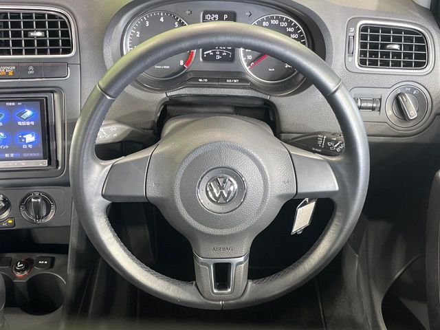 VOLKSWAGEN POLO 2014 Image 31