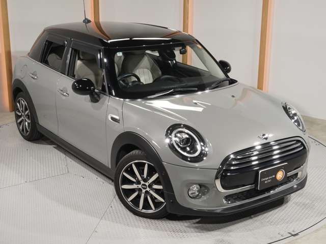 BMW MINI COOPER D 5DOOR 2018 Image 31