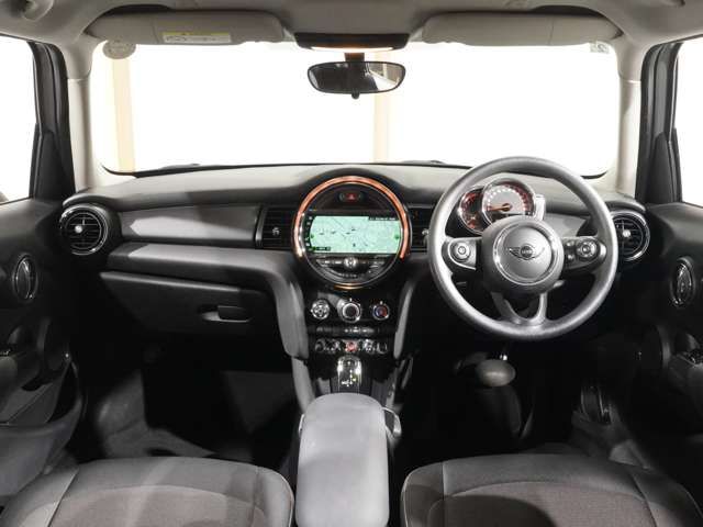 BMW MINI ONE 5DOOR 2019 Image 31