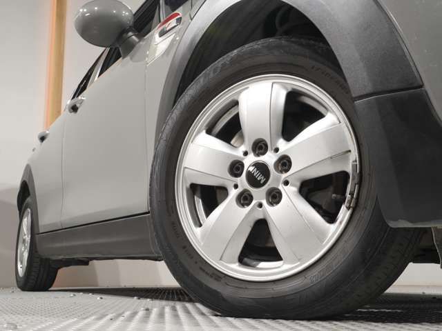 BMW MINI ONE 5DOOR 2019 Image 31