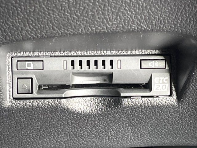 TOYOTA PRIUS 2019 Image 31