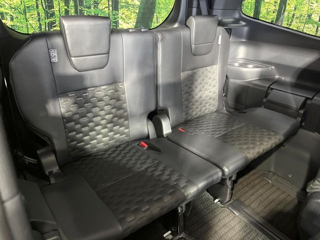 TOYOTA VOXY 2023 Image 31