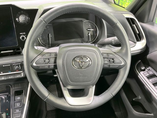 TOYOTA VOXY 2023 Image 31