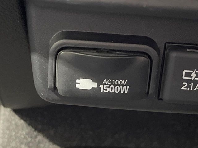 TOYOTA SIENTA HYBRID 2021 Image 31