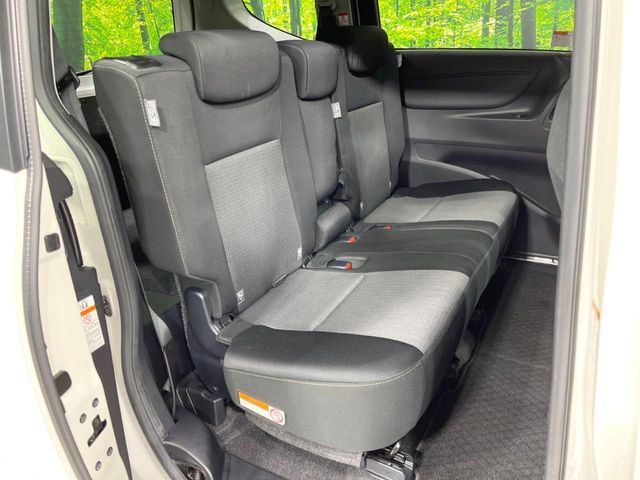 TOYOTA SIENTA HYBRID 2021 Image 31