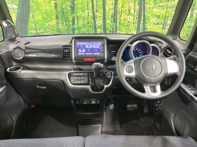 HONDA N BOX CUSTOM 2017 Image 31