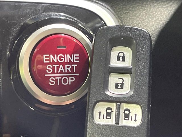 HONDA N BOX CUSTOM 2017 Image 31