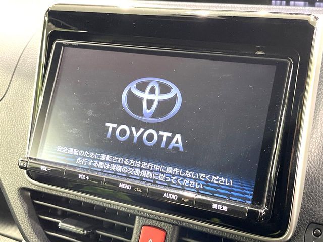 TOYOTA VOXY 2018 Image 31