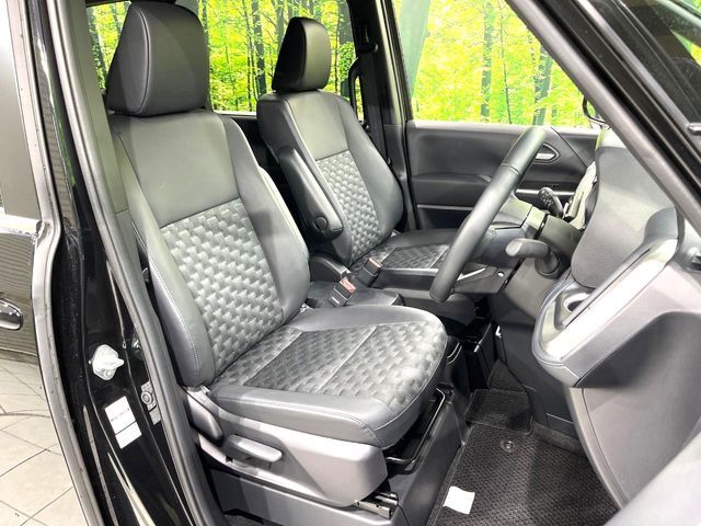 TOYOTA VOXY 4WD 2025 Image 31