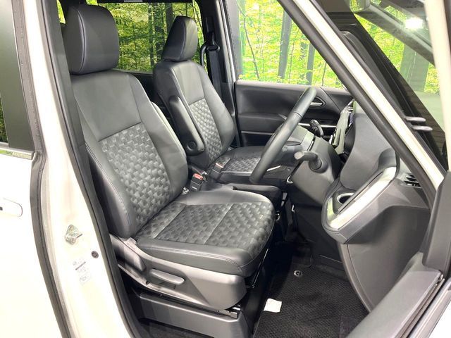 TOYOTA VOXY 4WD 2025 Image 31