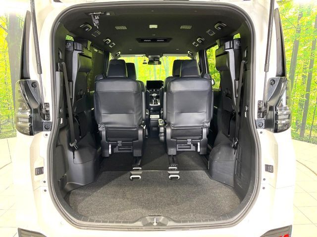 TOYOTA VOXY 4WD 2025 Image 31