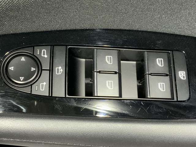 MAZDA 3 FASTBACK 2023 Image 31