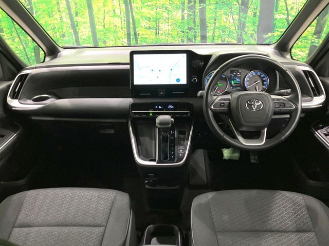 TOYOTA VOXY HYBRID 2024 Image 31