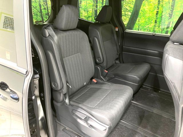 TOYOTA VOXY HYBRID 2024 Image 31