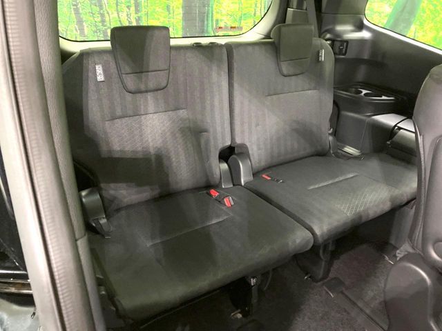 TOYOTA VOXY HYBRID 2024 Image 31