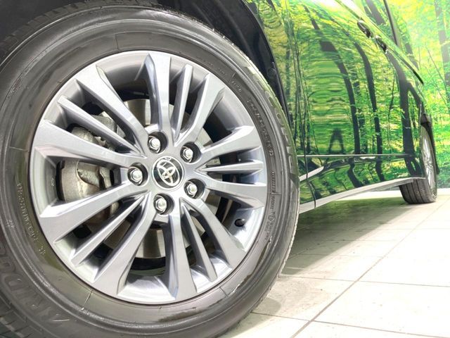 TOYOTA VOXY HYBRID 2024 Image 31