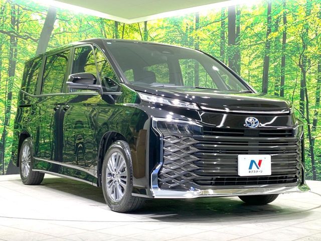 TOYOTA VOXY HYBRID 2024 Image 31