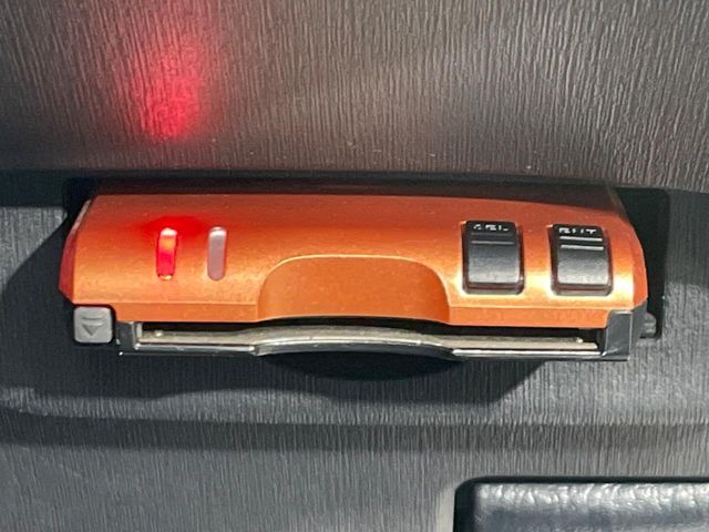 TOYOTA PRIUS 2015 Image 31