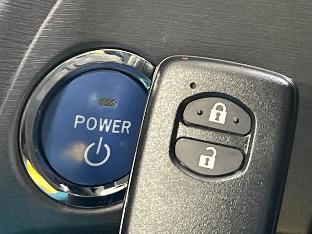 TOYOTA PRIUS 2015 Image 31