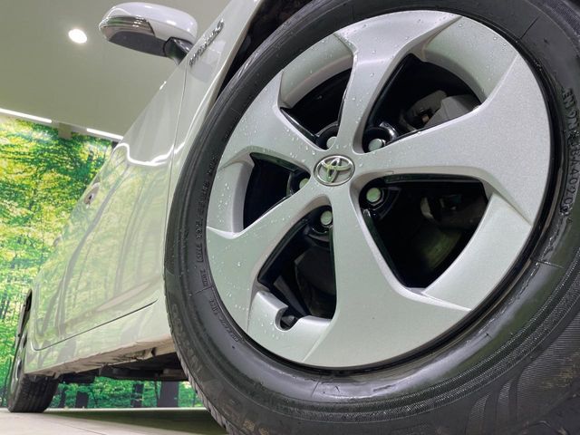 TOYOTA PRIUS 2015 Image 31