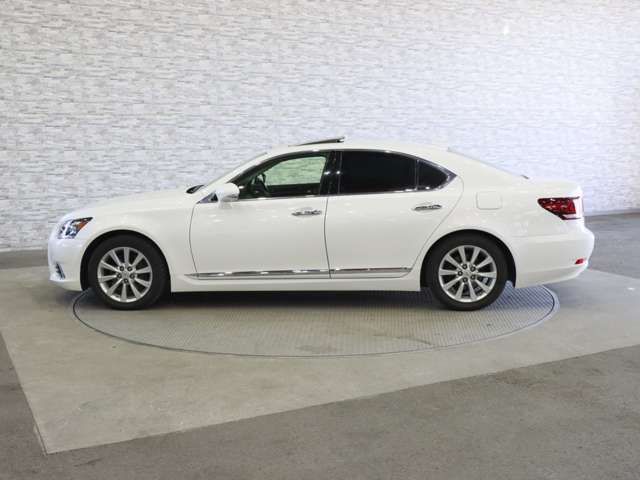 TOYOTA LEXUS LS460 2012 Image 31