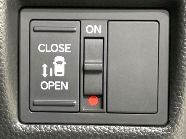 HONDA N BOX CUSTOM 2021 Image 31