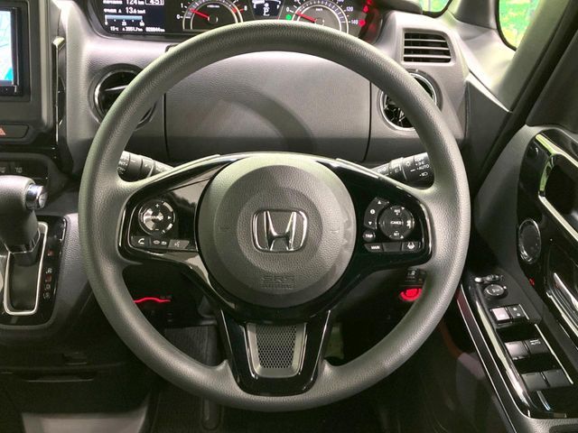 HONDA N BOX CUSTOM 2021 Image 31