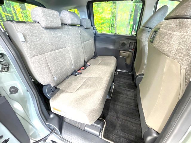 TOYOTA SIENTA HYBRID 2024 Image 31