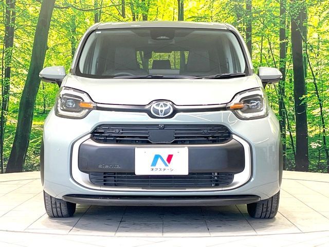 TOYOTA SIENTA HYBRID 2024 Image 31
