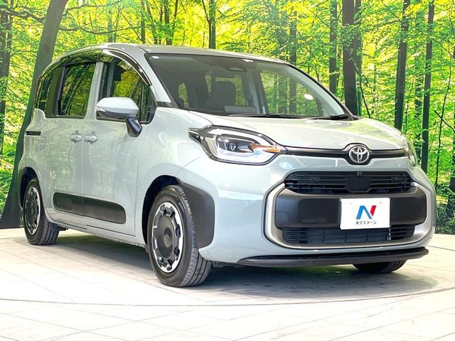 TOYOTA SIENTA HYBRID 2024 Image 31