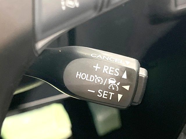 TOYOTA HARRIER 2WD 2017 Image 31