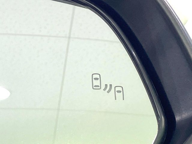 TOYOTA HARRIER HYBRID 2021 Image 31