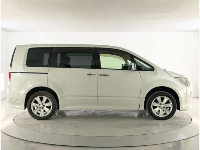 MITSUBISHI DELICA D:5 4WD 2012 Image 31