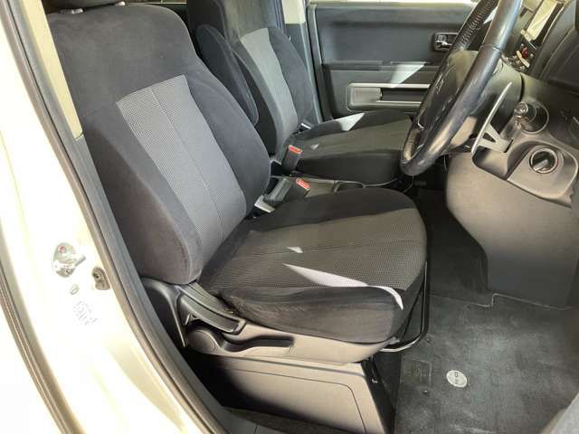 MITSUBISHI DELICA D:5 4WD 2012 Image 31