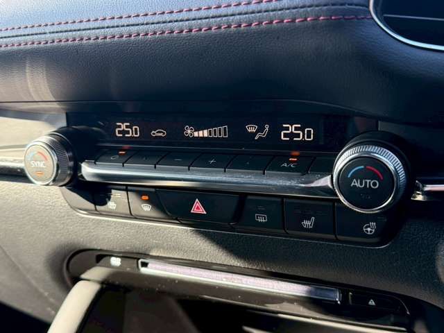 MAZDA 3 FASTBACK 2023 Image 31