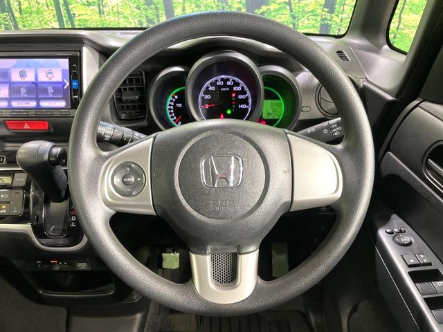 HONDA N BOX 2016 Image 31