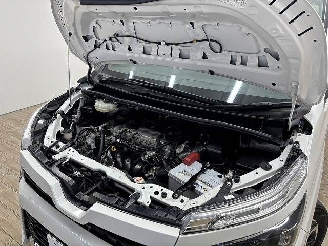 TOYOTA VOXY 2021 Image 31